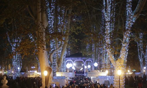 Foto pregled tjedna: Advent, afera paketići, predsjednica u UN-u, Jeruzalem...