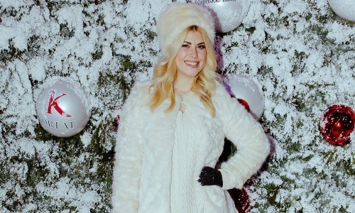 Ecija Ivušić poput snježne kraljice u bijeloj bundici