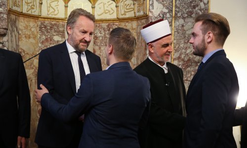 Reis Kavazović za Bajram pozvao muslimane u BiH na jedinstvo, upozorio na korupciju u pravosuđu
