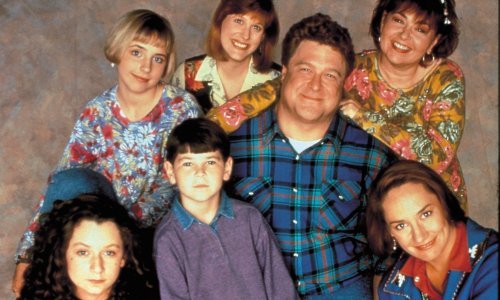 Na male ekrane vraća se 'Roseanne', pogledajte kako danas izgledaju glumci iz serije