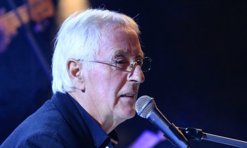 Uspomena na Olivera teško da će izblijediti: Ovo su pjesme po kojima ćemo ga pamtiti