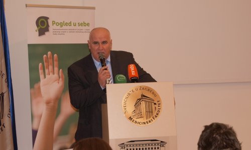 Poremećaji mentalnog zdravlja kod mladih osoba rastući su problem na koji treba pravovremeno reagirati