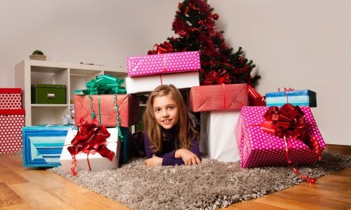 Stručnjaci upozoravaju: Obilje igračaka može kočiti dječju maštu i fokusiranost