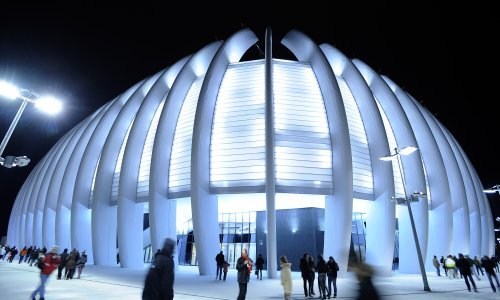 Beogradska Arena lovi novog sponzora. Što čeka Arena Zagreb?