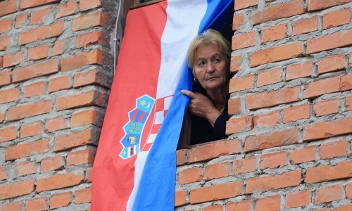 Kakva godina! Tresle se država i Vlada, snašle nas i biblijske kataklizme