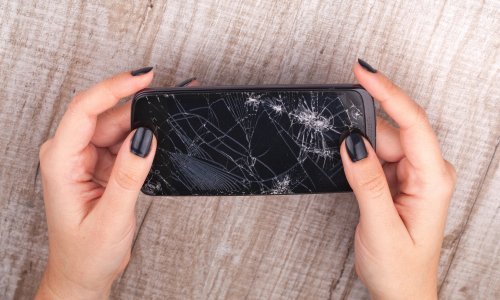 Gotovo je s razbijenim smartfonima: Stižu nam obnovljivi ekrani