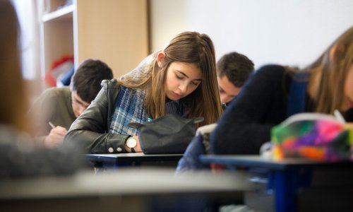 Istraživanje: Djeca u osnovnim i srednjim školama rijetko odlučuju o relevantnim temama