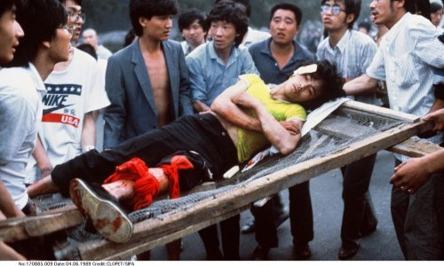 Na Trgu Tiananmen pobijeno je najmanje 10.000 ljudi?
