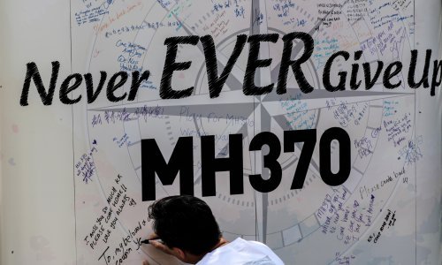 Nestanak zrakoplova na letu MH370 ostaje misterij, potraga se nakon četiri godine obustavlja