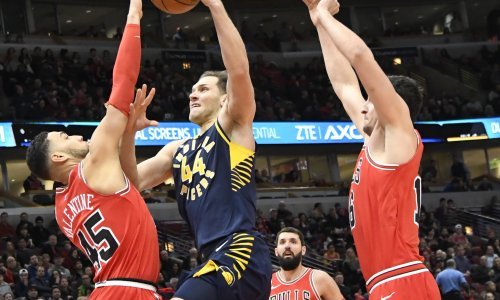 Loša šuterska večer Bogdanovića u porazu Pacersa; Bender solidan u slavlju Phoenixa