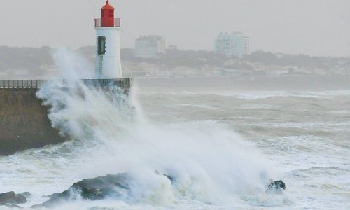 Oluja Eleanor pogodila Irsku, Francusku i Britaniju