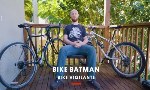 Iako nema plašt, 'Bicikl Batman' pravi je heroj