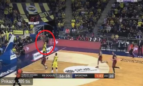 Trenutak užasa na utakmici Eurolige; cijela dvorana zanijemila...
