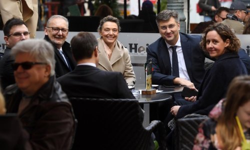 CRO Demoskop: Sve više neodlučnih birača, prijelomna faza mandata Plenkovićeve Vlade