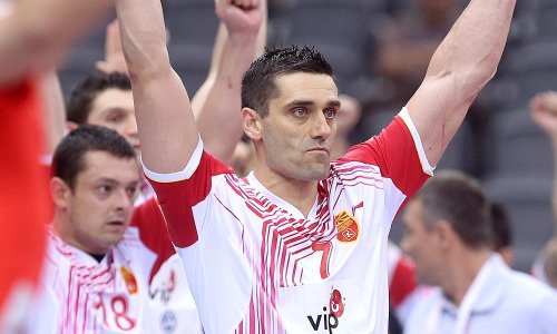Neuništivi Lazarov s 38 godina bacio na SP-u rukavicu u lice Hrvatskoj