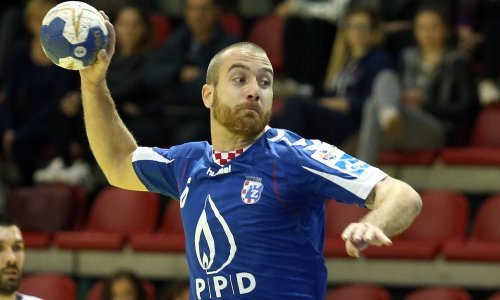 Zamijenio našu reprezentaciju Srbijom i pomirio se da ga u Splitu čekaju uvrede!