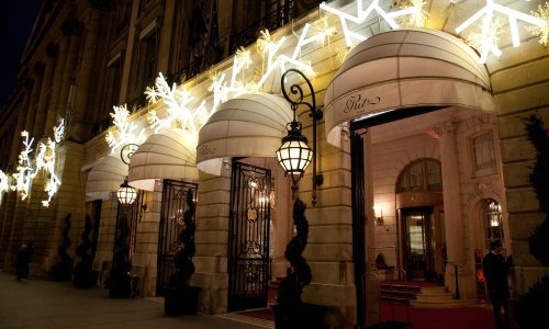 Naoružani sjekirama ukrali nakit vrijedan milijune eura iz slavnog hotela