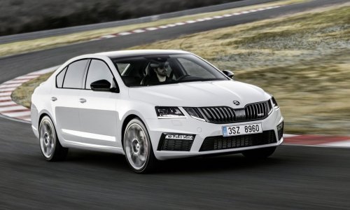 Iduća Škoda Octavia neće imati svjetla kao Mercedesova E-klasa