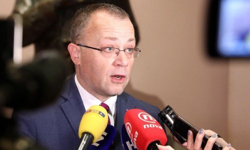 Hasanbegović podupro predsjednicu: Neki bi najradije da su svi Hrvati poubijani 1945. godine
