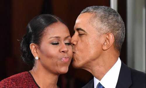 Barack Obama iznenadio suprugu za njezin rođendan, evo što joj je poklonio