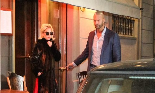 Internet poludio za tjelohraniteljem Lady Gage