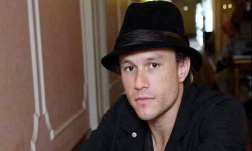 Prijatelji se dirljivim porukama prisjetili prerano preminulog Heatha Ledgera