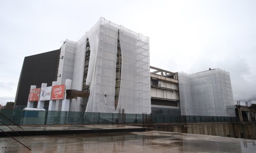 Koliko je plaćeno poljoprivredno platno da se zakloni pogled na Spaladium?