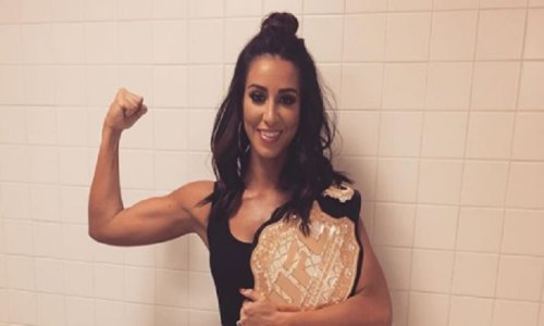 Lijepa supruga Stipe Miočića njegova je najvatrenija navijačica