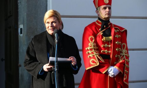 Predsjednica okinula još jednu rundu kritike na račun Vlade