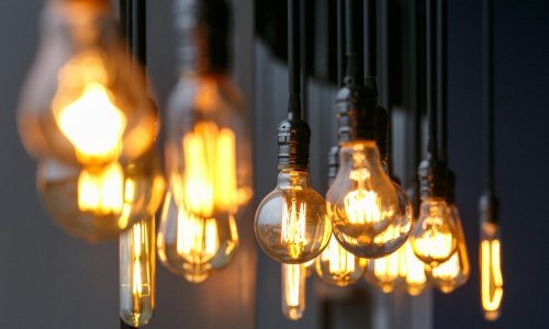 Apel kazalištaraca: Zabrana postojeće rasvjete bit će pogubna za hrvatsku kulturu