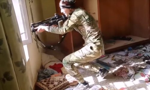 Irački specijalci testiraju hrvatsku pušku u borbama za Faludžu