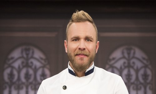 Omiljeni kuhar: Ivan Pažanin objavio fotografiju koja ima sve - plažu, seksi torzo i tetovažu