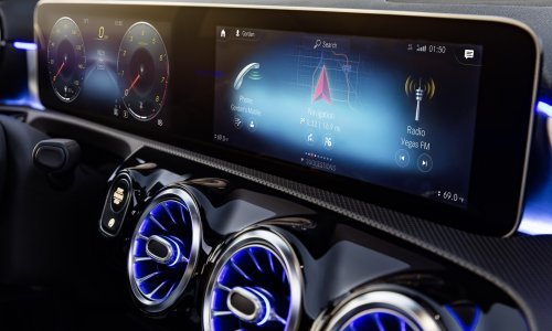 Umjesto snage motora ubuduće će nam biti najvažnije koliko u autu ima displeja