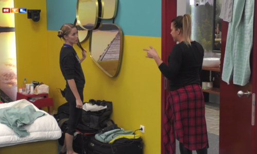 Poput male djece: Nikita i Anezi se posvađale oko sušenja kose