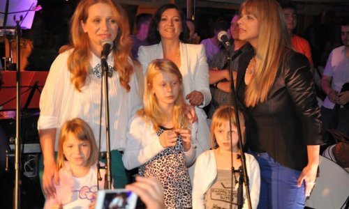 'Kroz pjevanje se obraćam bogu'