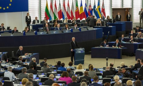 Europski parlament predlaže režim sankcija za kršenje ljudskih prava