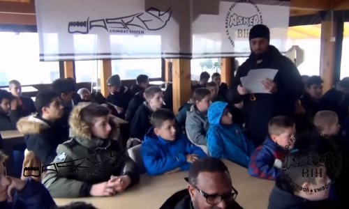 Nekadašnji Miloševićev tjelohranitelj kod Tešnja obučava salafijsku djecu vojnike