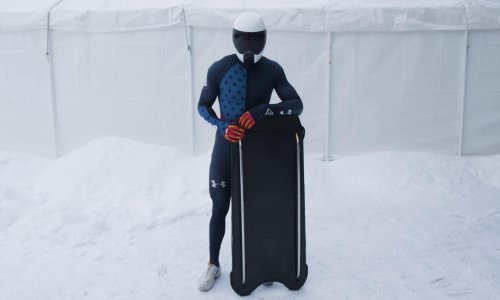 Uvijek ste se pitali kako je to juriti 145 kilometara na sat po ledu? Pogledajte!