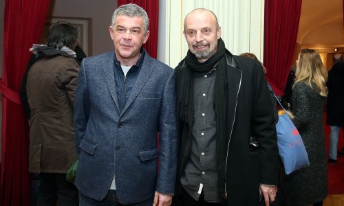 Kolege se opraštaju od Nebojše Glogovca: 'Otišao je najveći, spustite zavjesu'