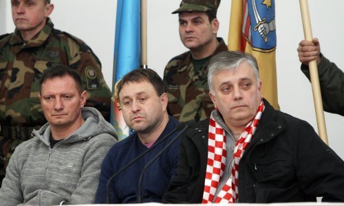 Hoće li slavni šatoraši prosvjedovati protiv Vučića zajedno s udovicama branitelja?