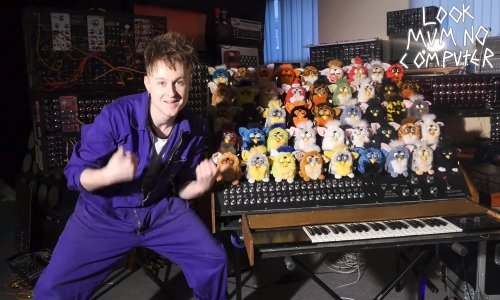 Želite vidjeti nešto čudno? Orgulje od dlakavih lutaka vrlo su bizarne!