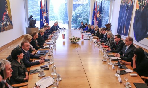 Doznajemo što se događalo iza zatvorenih vrata na sastanku s Vučićem