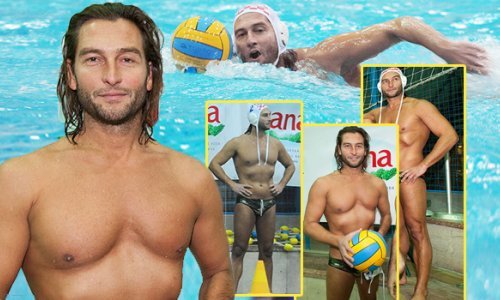 Djevojke, uživajte, Vito Padovan je opet u gaćicama!