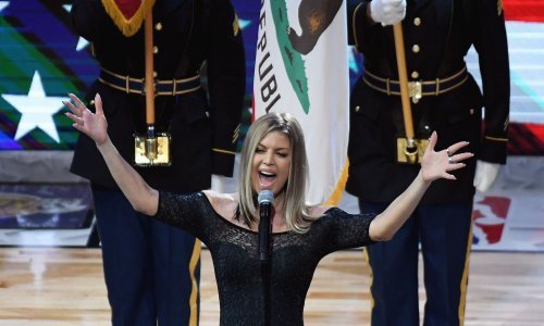 Žestoko ismijali nastup pjevačice Fergie: Je li ovo najgora izvedba neke zvijezde ikad?