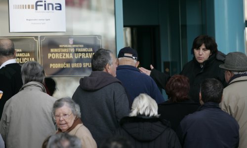 Blokirano preko 300 tisuća građana, ukupno su dužni 42,8 milijardi kuna