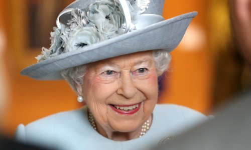 Kraljici Elizabeti godine ne mogu ništa: Već puno desetljeće izgleda gotovo jednako