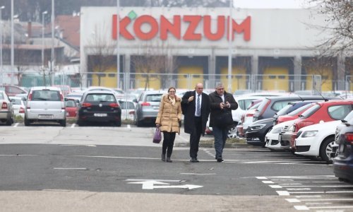 Agrokor povukao indekse u crveno, likvidnost ojačala