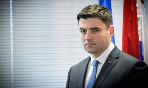 Bernardić: Neodlučni i neposobni Plenković sakrio se iza skuta Zvonka Kusića