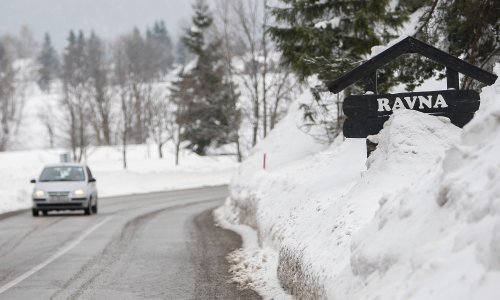 U Ravnu Goru poslane dodatne snage, prijeti urušavanje krovova