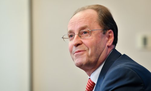 Prorektor Sveučilišta nasrnuo na ministricu Divjak: Nećete još dugo!